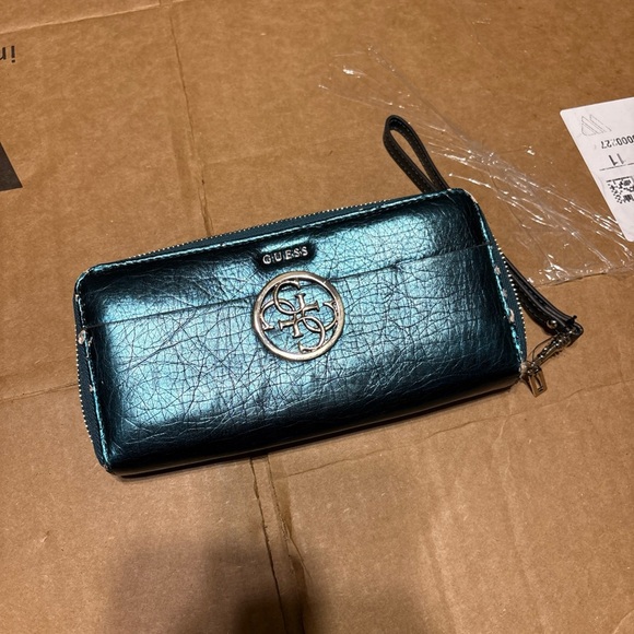 GUESS Shiny Teal Wristlet Wallet - Picture 1 of 15